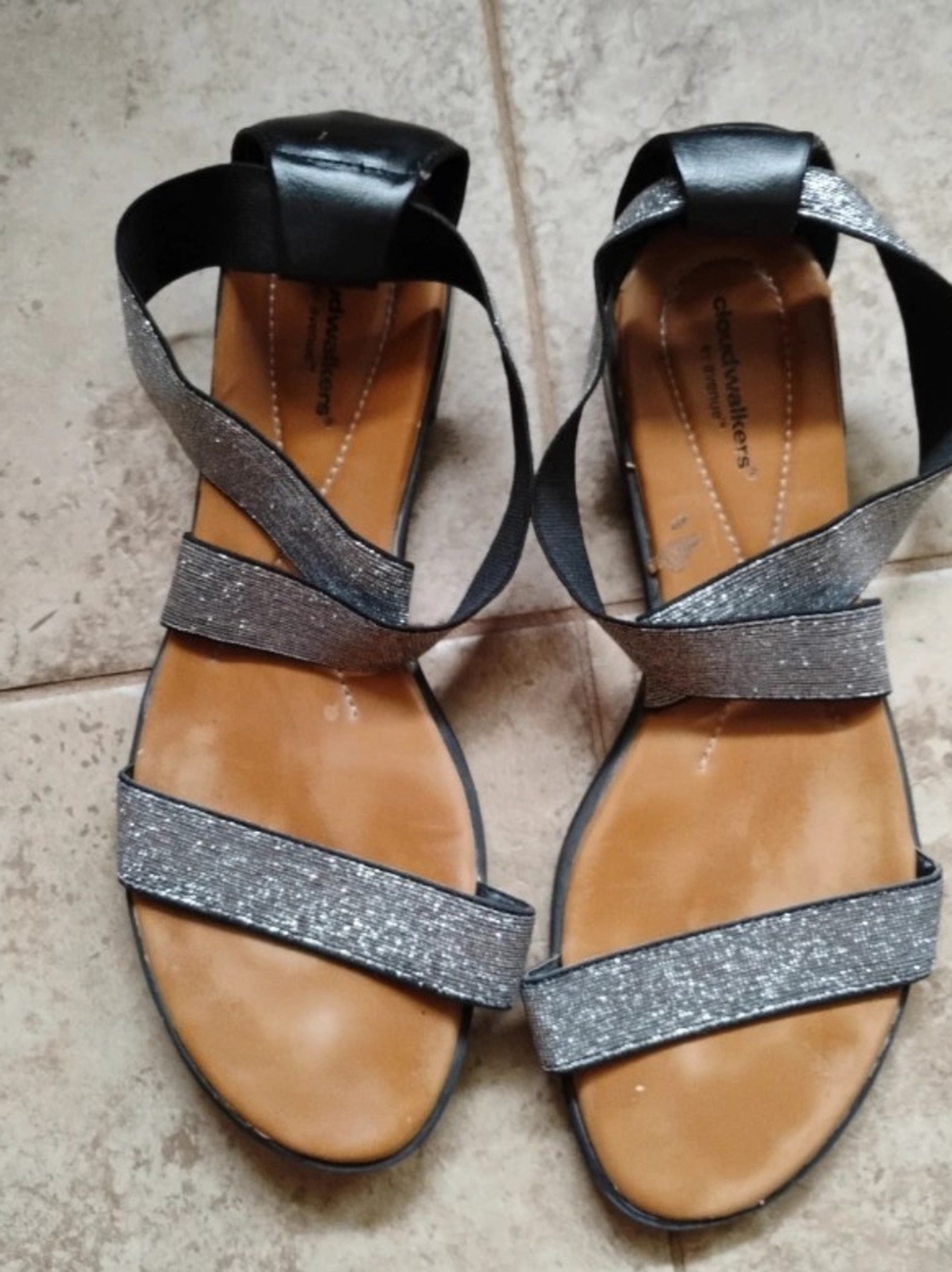 Naturalizer Silver Glitter Strappy Sandals - Women's Cloud Walkers 9 1/2